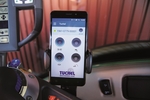 Mit Tuchel-Control können alle elektrischen Funktionen einer Tuchel-Kehrmaschine per Smartphone mittels Bluetooth sowie über die Tuchel App gesteuert werden. (Bild: Tuchel Maschinenbau)